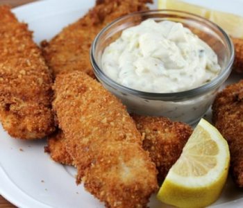 Recetë për sardele të skuqura me domate dhe majdanoz