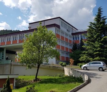 COVID-19: Shtatë pacientë në gjendje të rëndë në Spitalin e Pejës