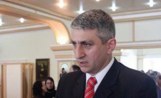 Analisti shqiptaro-amerikan drejtuar Kurtit: Nuk kemi nevojë për mësues