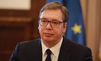 Vuçiq: Një fuqi e madhe do të bëjë kërkesë për tërheqjen e KFOR-it e UNMIK-ut nga Kosova