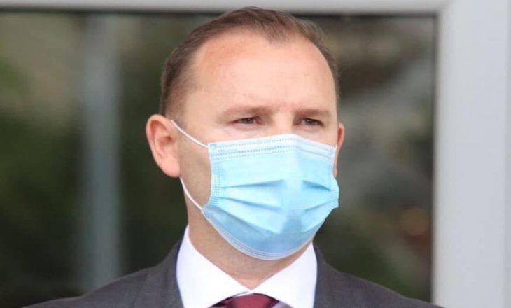 Zemaj: “Menaxhimi i pandemisë do qasje ofensive, s’mund të ketë sukses nga kolltukët”