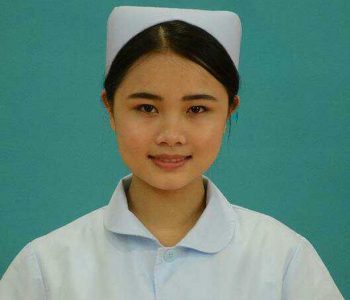 Infermierja vret dhe gatuan mjekun që po e shantazhonte me seks