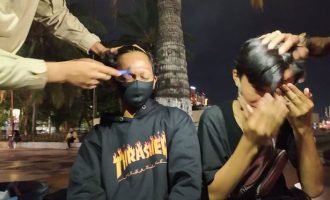 Policët dënojnë adoleshentët duke ua rruar vetullat