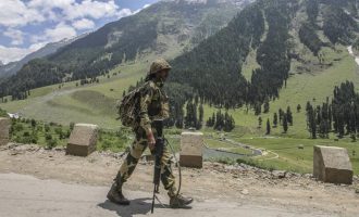 Raportohet viktima nga konflikti në Kashmir mes Indisë dhe Pakistanit