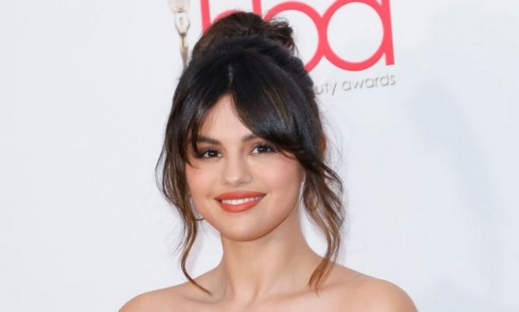 Saved By The Bell kërkon falje për shakanë lidhur me transplantin e veshkës të Selena Gomez