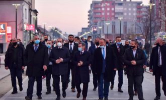 Si (s)u respektuan masat anti-COVID’19 në hapjen e fushatës së LDK-së në Podujevë?