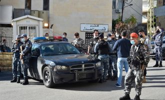 Pesë të burgosur vdesin në aksident me makinën që përdorën për arratisje nga burgu