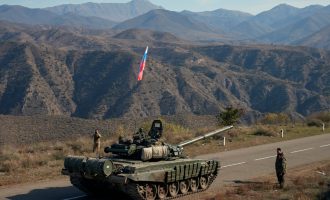 Paqeruajtësit rus vendosen në Nagorno – Karabakh