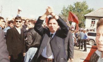 Osmani kujton Xhemajl Mustafën në përvjetorin e 20-të të vdekjes së tij