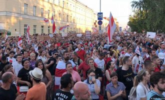 Bjellorusi: Arrestohen më shumë se 140 persona në protestat qeveritare