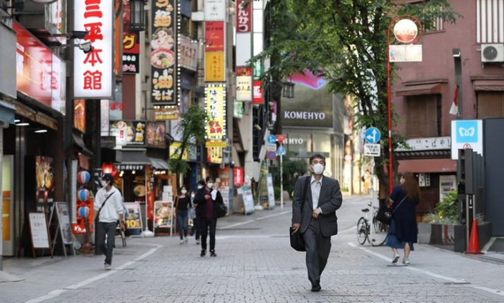 Japonia shënon 2.201 raste me Covid-19 në 24 orë