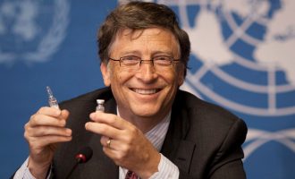 Bill Gates i sigurt për suksesin e pothuajse të gjitha vaksinave anti-COVID