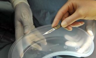 Mjekët kinez burgosen për trafikim të organeve