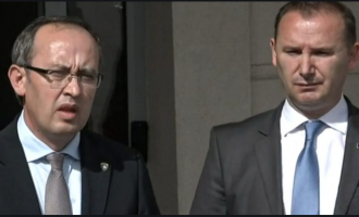 Hoti e Zemaj vizitojnë Klinikën Infektive