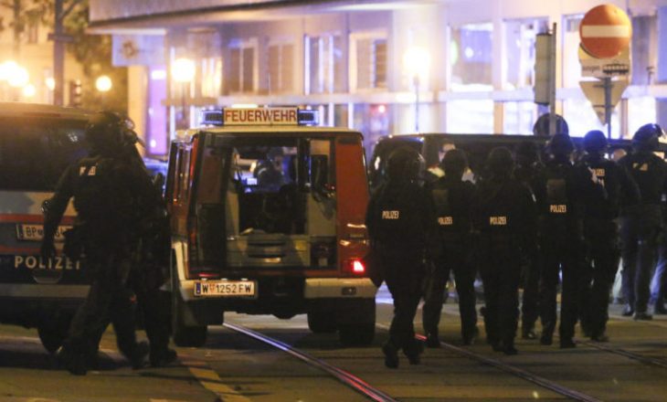 Sulmi në Vjenë: Terroristi që u vra kishte eksplozivë në brez