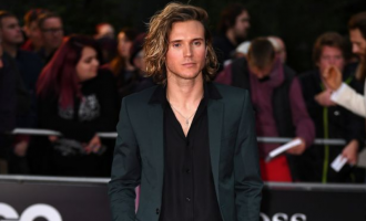 Muzikanti rrëfen se dy vite nga jeta e tij nuk i kujtohen për shkak të abuzimit me valium