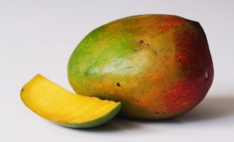 Vaji i mangos numëron një sërë përfitimesh shëndetësore