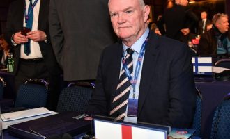 Jep dorëheqje presidenti i Federatës angleze të Futbollit