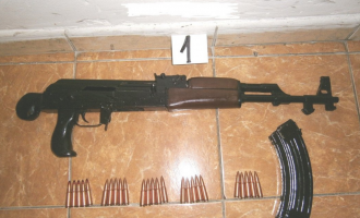 Pejë: Katër muaj burg për posedim të paautorizuar të armëve