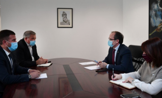 Hoti kërkon nga Bosnje Hercegovina heqjen e vizave dhe hapjen e Zyrave Ndërlidhëse