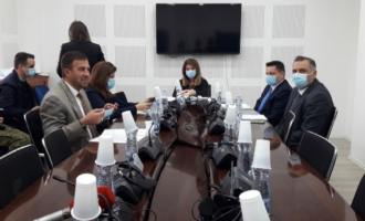 Shtyhet mbledhja e Komisionit për Çështje të Sigurisë, deputetët solidarizohen me Rexhep Selimin