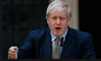 Anglia nga java tjetër fillon izolimin një mujor