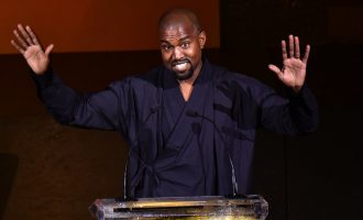 Kanye West votoi për presidentin e vetëm që e beson – votoi për veten