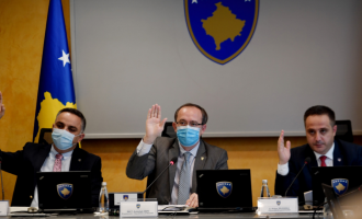 Masat e reja anti-COVID votohen nga kabineti qeveritar