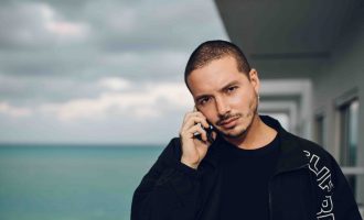 Një episod ankthi dhe depresioni për artistin: “Nuk do të trilloj se jam i lumtur”