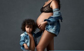 Modelja shqiptare infektohet me COVID-19 në muajin e nëntë të shtatzënisë