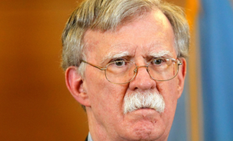 Ish-këshilltari i Trump-it: Komentet e Trump-it ishin të turpshme (VIDEO)