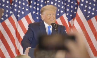 Trump shpallë fitoren, por me shumë ankesa për procesin zgjedhor