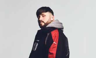 Pakkush bën këtë që bëri një adhurues i Gashit