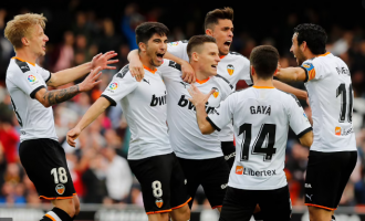 Një lojtar i Valencias infektohet me COVID-19 para ndeshjes kundër Barcelonës