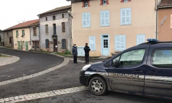 Francë: Një person i armatosur qëllon për vdekje tre oficerë policie