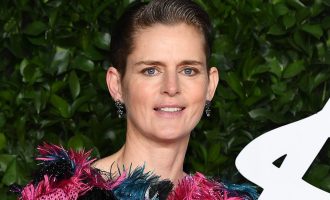 Modelja britanike vdes 5 ditë pas ditëlindjes së 50-të