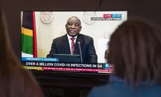 Afrika e Jugut njofton masat e reja përderisa rastet me Covid kanë kaluar një milion