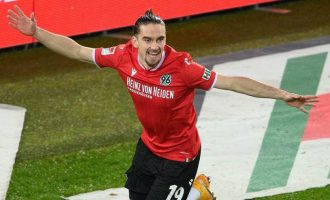 Vamir Sulejmani shënon gol për Hannover-in