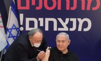 Netanyahu merr vaksinën anti – COVID, fillon shpërndarja në Izrael