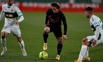 Elche fiton një pikë me vlerë ndaj Real Madrid