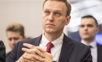 “Navalny mund të vdes në çdo minutë” – deklaron mjeku i tij