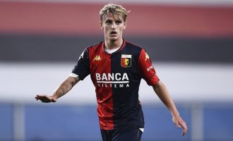 Juventus siguron shërbimet e mesfushorit të Genoa-s