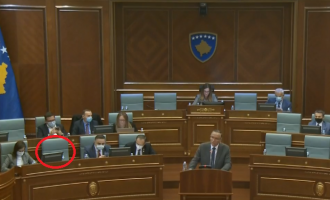 Driton Selmanaj nuk merr pjesë në seancën e Kuvendit