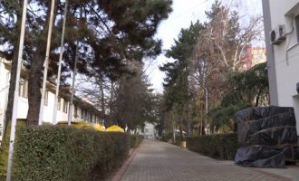 Vdes një e moshuar në Shtëpinë e Pleqve, Komuna e Prishtinës dhe BIK-u ia organizojnë varrimin