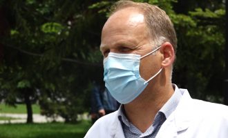Krasniqi: Mbi 90% të barërave që përdoren si anti-COVID, i kemi në spitale