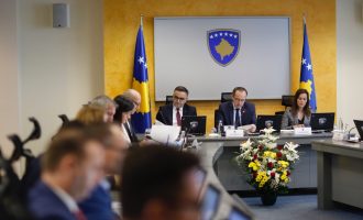 AKR do ta mbështesë rrëzimin e Qeverisë Hoti