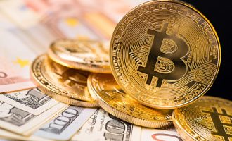 Bitcoin për herë të parë në histori rritet mbi 20,000 dollarë