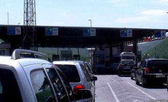 Deri në 10 minuta pritje nëpër pikat kufitare të Kosovës