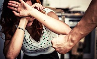 Vushtrri: Ushtroi dhunë sistematike ndaj resë – Arrestohet