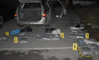 Kapen me 50 kg drogë – Tre persona të arrestuar në Prishtinë